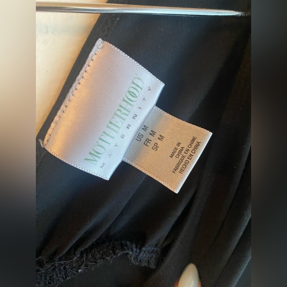 Motherhood Maternity Black Stretchy Dress V Twist Neck Size Medium Short Sleeve - Picture 2 of 5